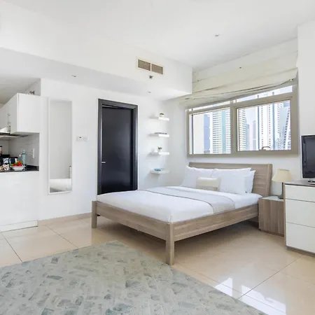 Frank Porter - Yach Bay Dubai Exterior photo